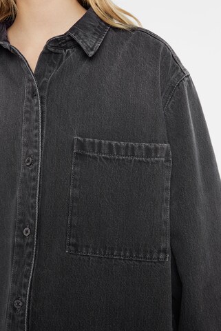 SENSES.THE LABEL Blouse in Grey