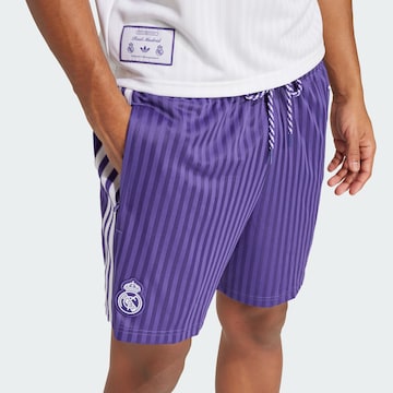 ADIDAS ORIGINALS Свободный крой Спортивные штаны 'Real Madrid' в Лиловый