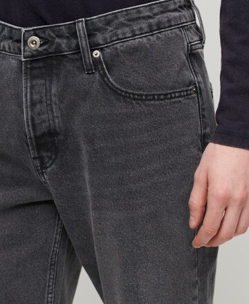 Superdry Regular Jeans in Grijs