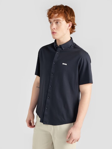 Coupe regular Chemise 'Motion' BOSS en bleu : devant