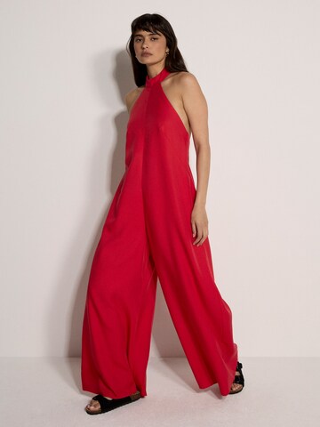 Apricot Jumpsuit ' ' in Rood
