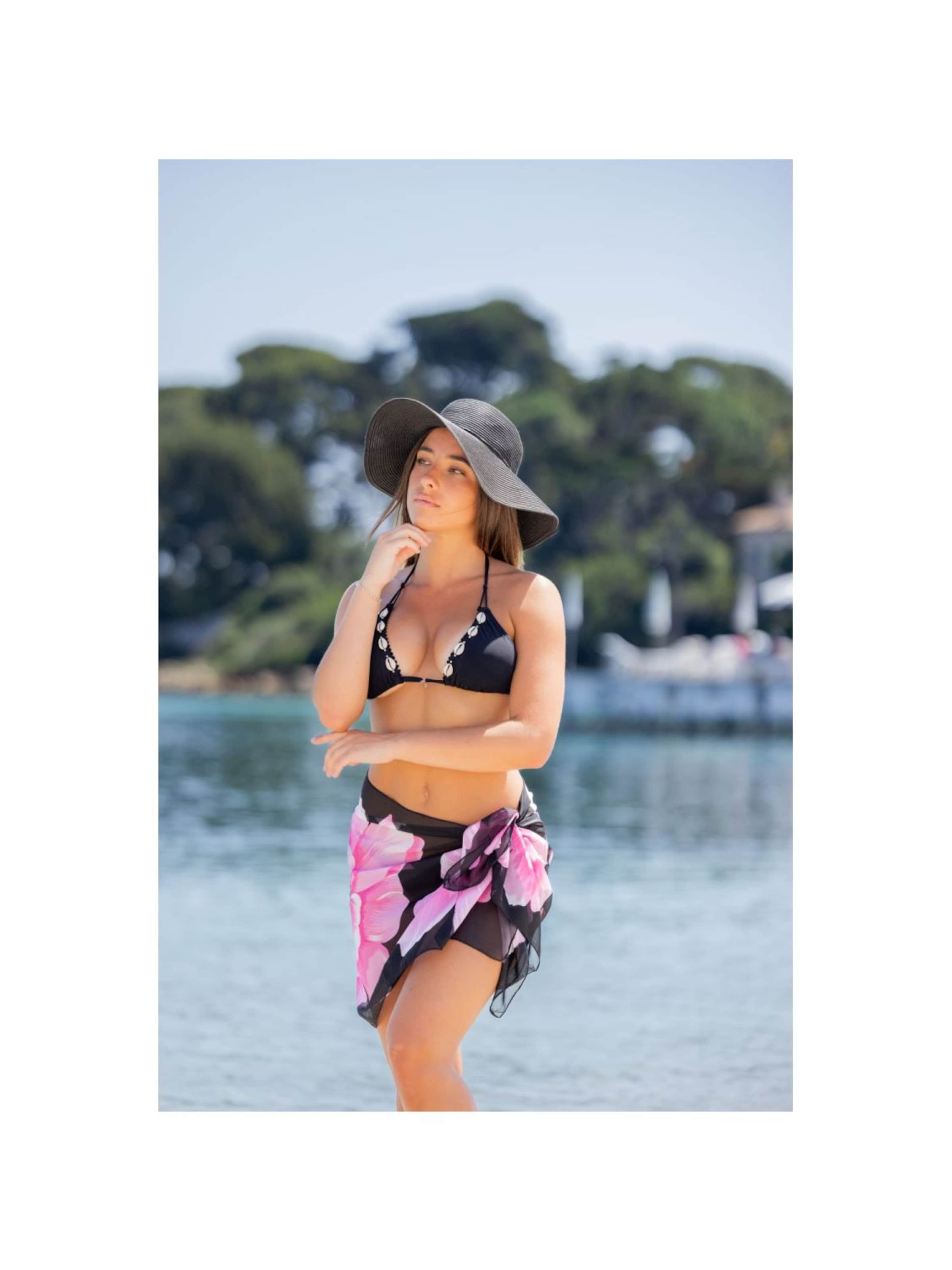 alberto cabale Skirt 'Paréo de plage Petit'URSULA' in Black