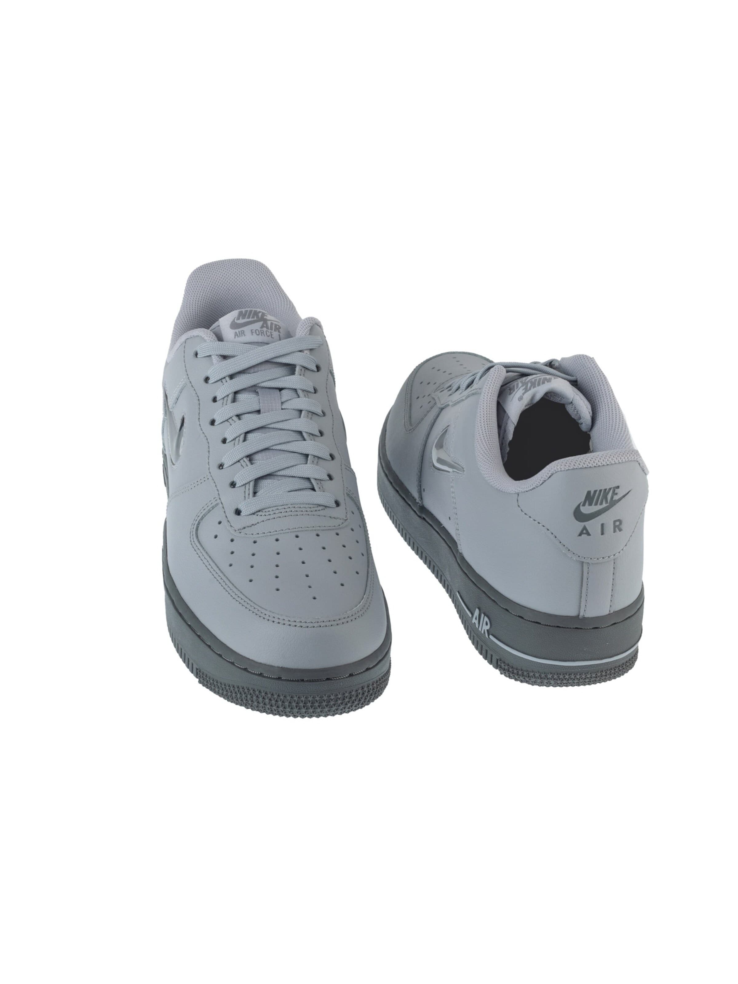 NIKE Sneakers laag 'Nike Air Force 1 '07 Jewel' in Grijs