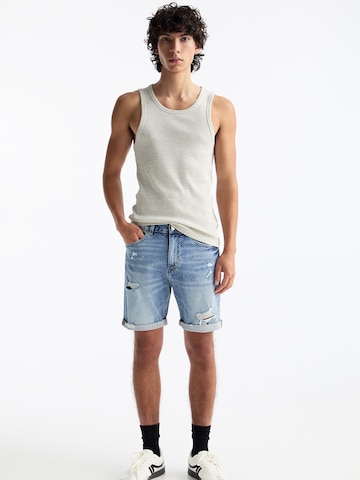 Pull&Bear Regular Shorts in Blau