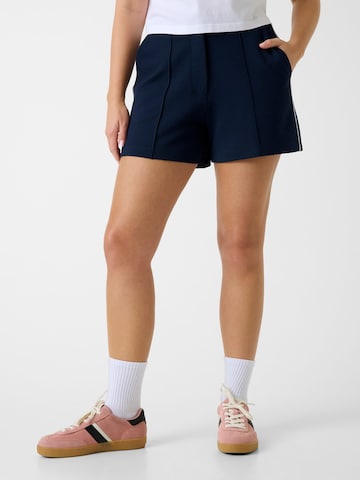 GUESS Regular Hose in Blau: Vorderseite