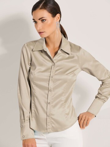 MADELEINE Bluse in Beige: Vorderseite