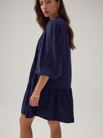 Next Kleid in Blau
