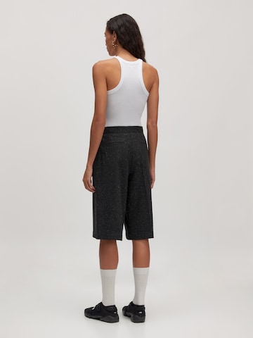 EDITED Loosefit Παντελόνι με τσάκιση 'Yessica' σε γκρι