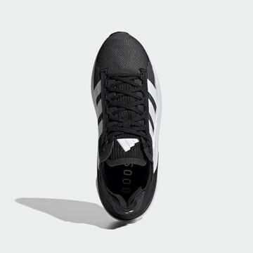 Chaussure de course 'Avryn_X' ADIDAS PERFORMANCE en noir