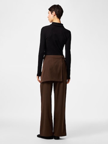 regular Pantaloni 'PCJossa' di PIECES in marrone