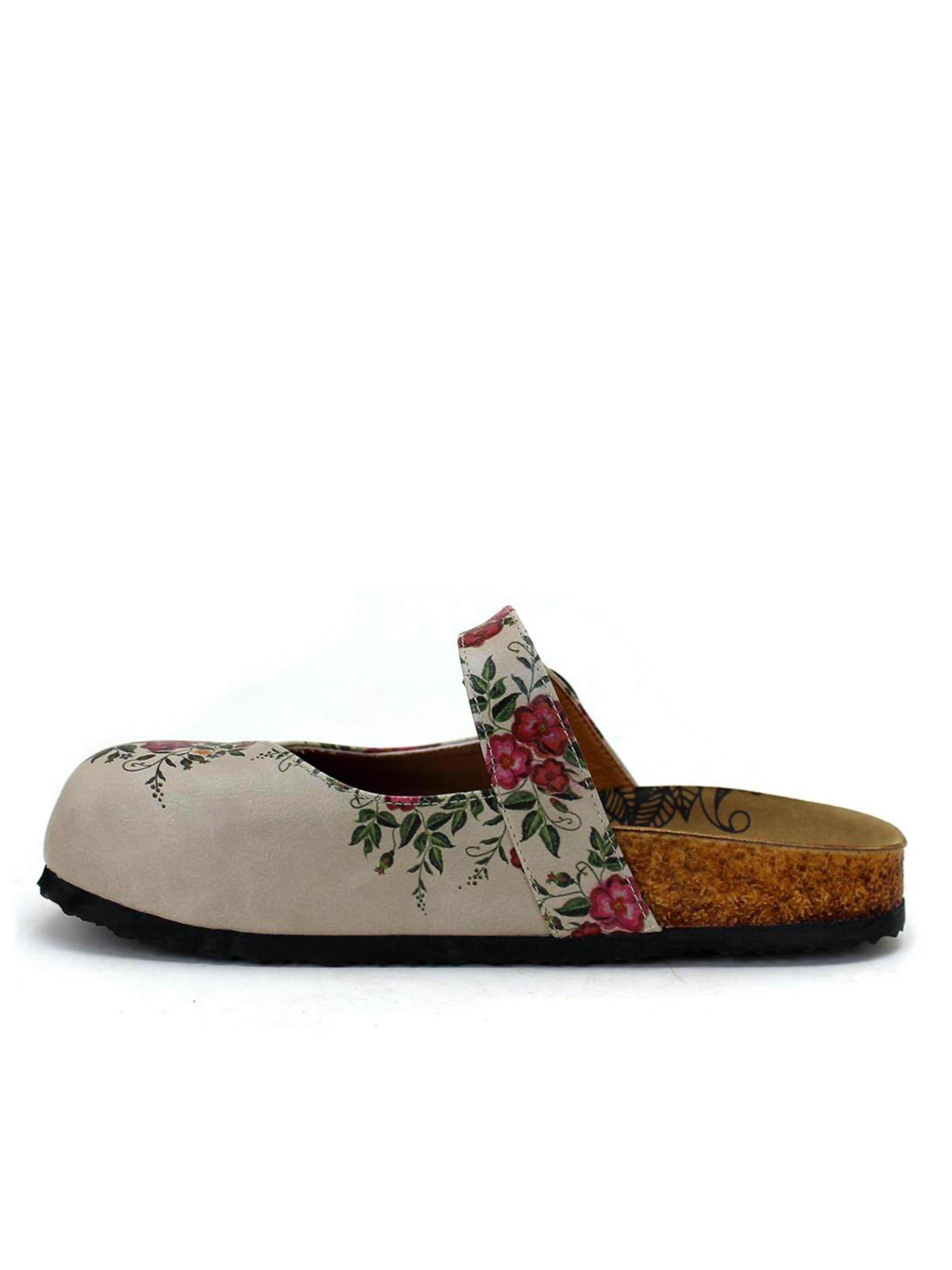 Goby Clogs 'Women Calceo Beige Clogs CAL2211 with flowers' in Beige: voorkant
