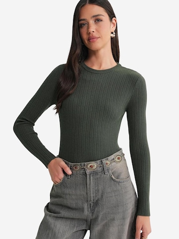 Pullover di MixRay in verde