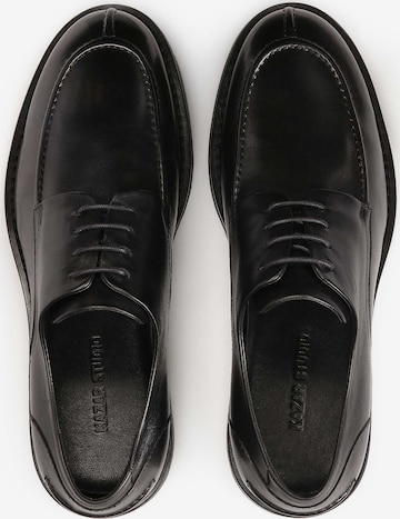 Kazar Studio Δετό παπούτσι σε μαύρο