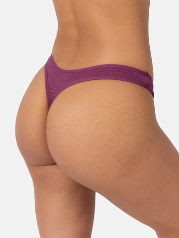 Tazzio String 'F902' in Lila