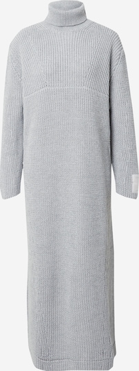 Karo Kauer Robes en maille en gris argenté / blanc, Vue avec produit