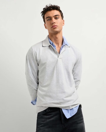 Pepe Jeans - Camiseta 'OWEN' en gris: frente