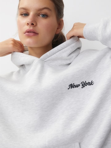 Sweat-shirt Pull&Bear en gris