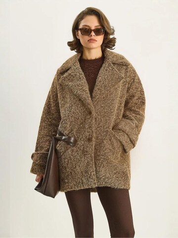 Cappotto di mezza stagione di Bianco Lucci in marrone: frontale