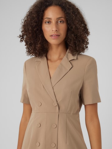 Robe-chemise 'Lea' VERO MODA en beige