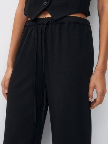 Pull&Bear Loose fit Pants in Black