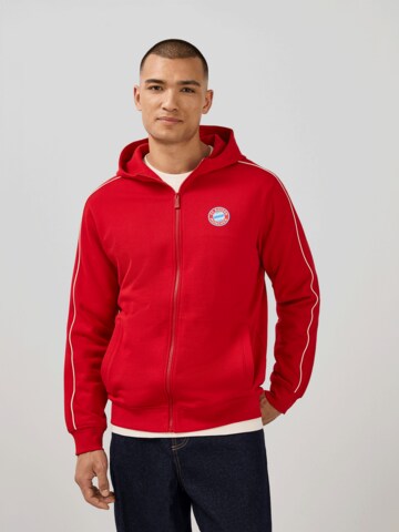 FC BAYERN MÜNCHEN Zip-Hoodie Essentials in Rot: Vorderseite