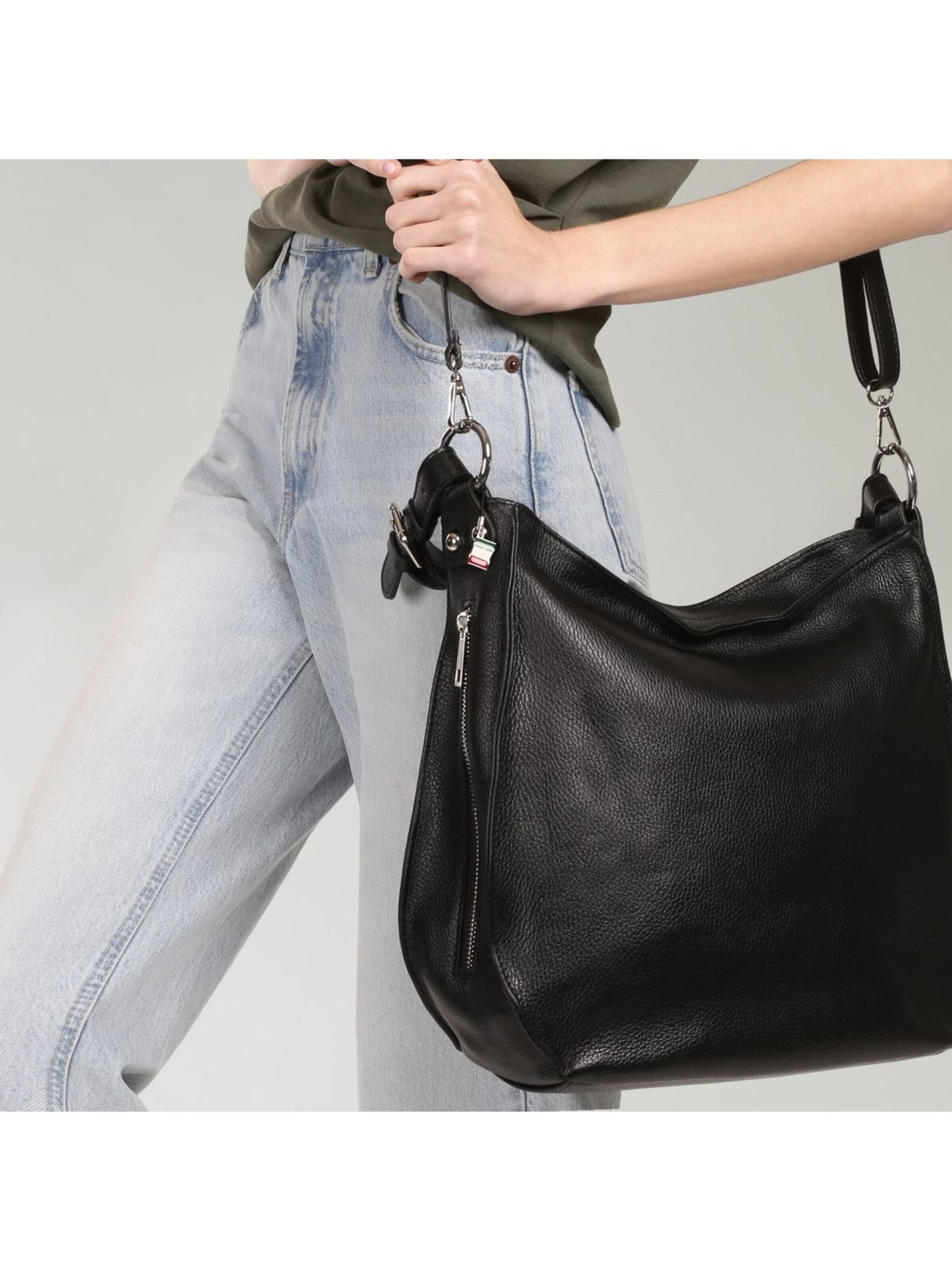 Florence Shoulder Bag in Black