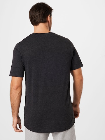 ADIDAS SPORTSWEAR - Skinny Camisa funcionais 'City Elevated' em cinzento