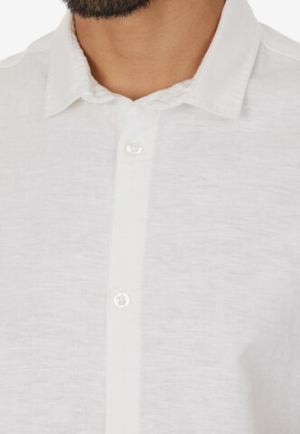 Cruz Regular fit Athletic Button Up Shirt 'Jericho' in White