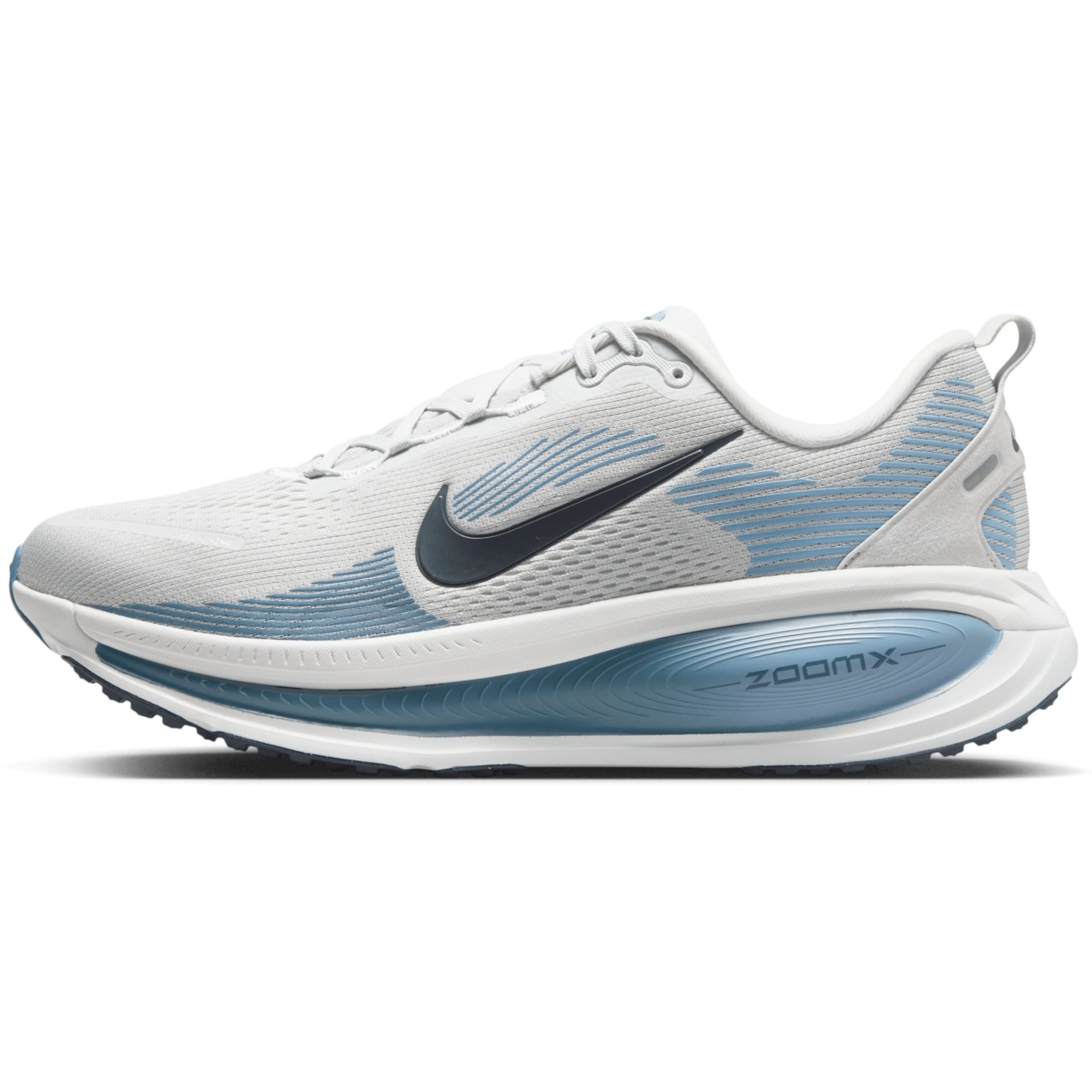 NIKE Sneakers in 42,5 in Light blue / Black, Item view