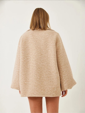 Bianco Lucci Tussenmantel in Beige