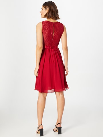 Robe de cocktail MAGIC NIGHTS en rouge