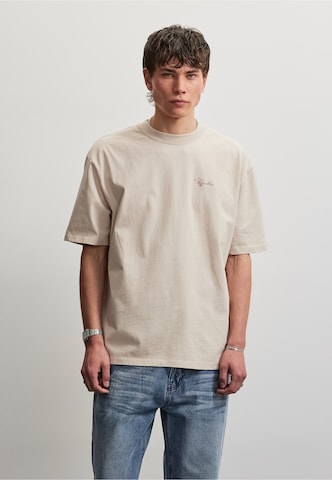 T-Shirt 'Signar' Pegador en beige : devant
