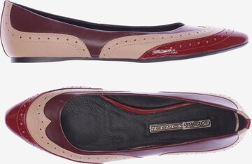 Buffalo London Flats & Loafers in 37 in Red: front