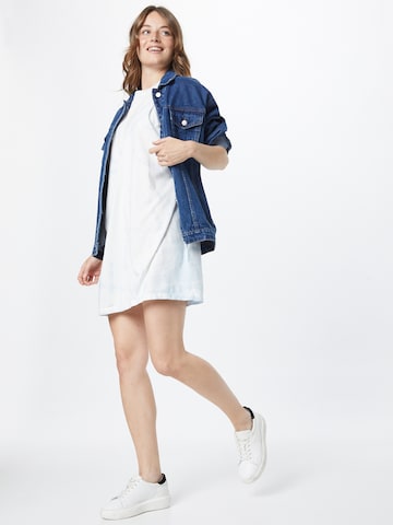 LEVI'S ® Kjole 'Mariko Tee Dress' i hvid