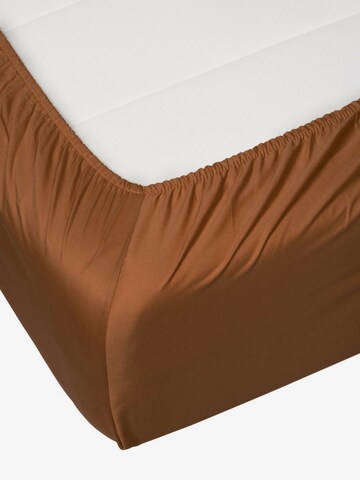 ESSENZA Bed Sheet in Brown