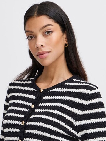 Giacchetta ' BYMIKALA SHORT CARDIGAN' di b.young in nero