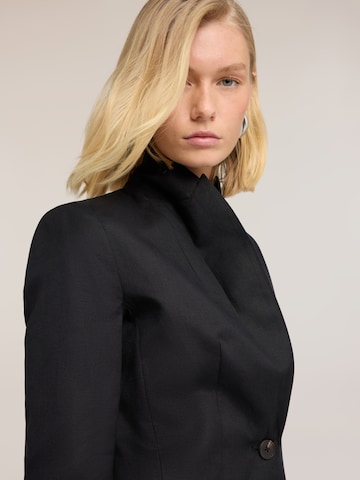 Blazer MOTIVI en noir