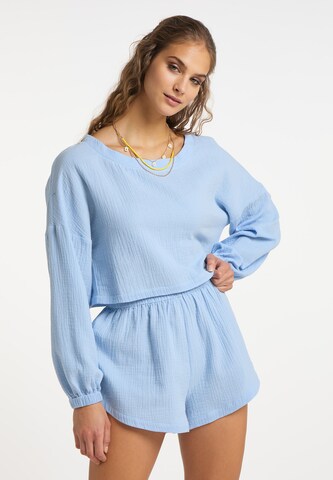 IZIA Loungewear in Blue: front