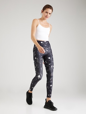 Marika Skinny Sports trousers in Black