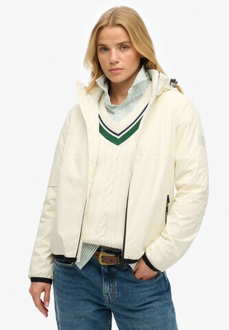 Superdry Tussenjas in Wit