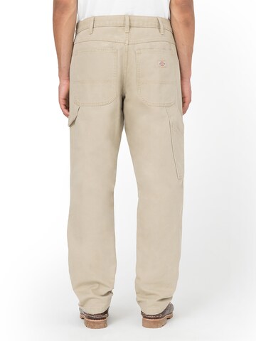 DICKIES Regular Cargobroek 'Carpenter' in Beige