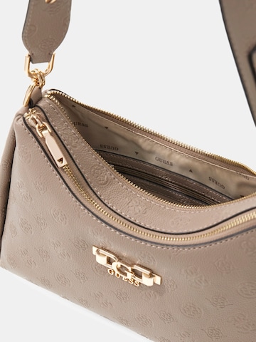 GUESS Τσάντα ώμου 'ANISE' σε καφέ