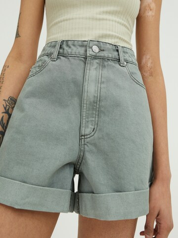 EDITED Regular Jeans 'Amy' in Groen