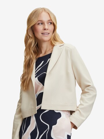 Blazer di Betty Barclay in beige