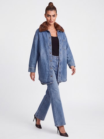 APART Blouse in Blue