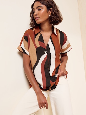 Camicia da donna di Friends Like These in marrone