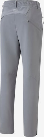 regular Pantaloni sportivi di PUMA in grigio