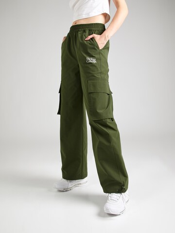 The Jogg Concept Wide leg Cargo Pants 'Fia' in Green: front