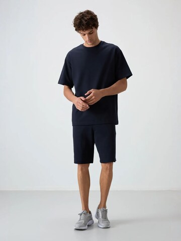 Survêtement Tommy Life en bleu : devant