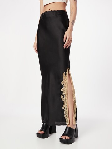 Nasty Gal Skirt in Black: front